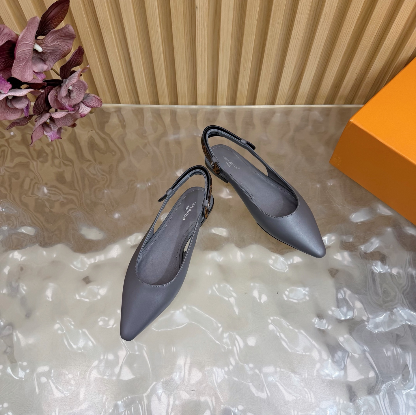 Women's high heels